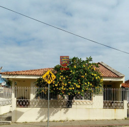 Casa com 5 Quartos à Venda,  em Ipiranga - São José