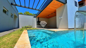 Casa com 4 Quartos à Venda, 248 m² em Plano Diretor Sul - Palmas