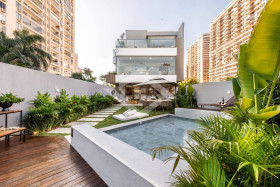 Casa com 3 Quartos à Venda, 338 m² em Barra Da Tijuca - Rio De Janeiro