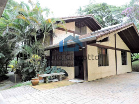 Casa de Condomínio com 5 Quartos à Venda, 365 m² em Granja Viana - Carapicuíba