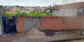 Terreno à Venda, 300 m² em Vila Cidade Jardim - Botucatu