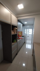 Apartamento com 2 Quartos à Venda, 9.076 m² em Balneário - Florianópolis