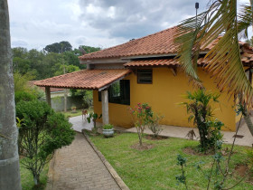 Chácara com 4 Quartos à Venda, 2.000 m² em Curral - Ibiúna