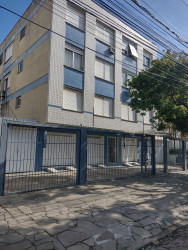 Apartamento com 2 Quartos à Venda, 74 m² em Santana - Porto Alegre