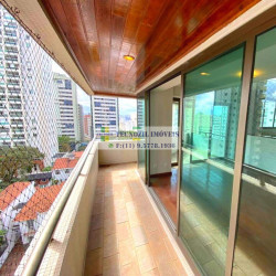 Apartamento com 3 Quartos à Venda, 192 m² em Aclimação - São Paulo