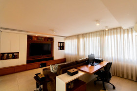 Apartamento com 4 Quartos à Venda, 354 m² em Jardim Paulista - São Paulo