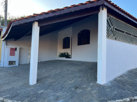 Casa com 2 Quartos à Venda, 88 m² em Altos De Jordanésia (jordanésia) - Cajamar