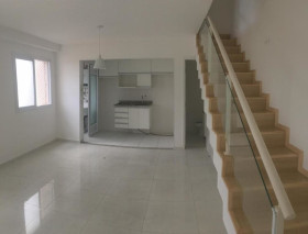 Apartamento à Venda, 83 m² em Alto De Pinheiros - São Paulo