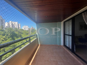 Apartamento com 3 Quartos à Venda, 100 m² em Pitangueiras - Guarujá