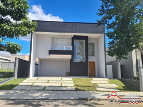 Casa de Condomínio com 4 Quartos à Venda, 206 m² em Bairro Do Grama - Caçapava