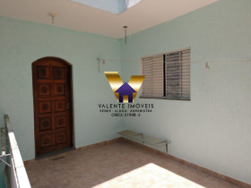 Casa com 4 Quartos para Alugar, 126 m² em Portal Das Laranjeiras - Caieiras