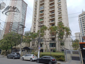 Apartamento com 4 Quartos para Alugar, 130 m² em Indianópolis - São Paulo