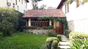 Casa com 3 Quartos à Venda, 470 m² em Parque Dos Príncipes - São Paulo