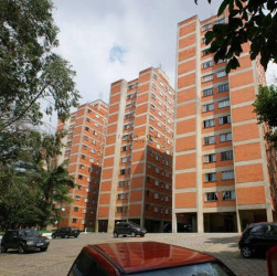 Apartamento com 2 Quartos à Venda, 45 m² em Campo Limpo - São Paulo