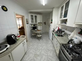 Apartamento com 3 Quartos à Venda, 119 m² em Centro - Florianópolis