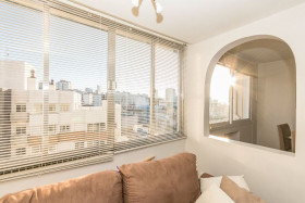 Apartamento com 3 Quartos à Venda, 10.900 m² em Floresta - Porto Alegre