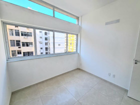 Apartamento com 2 Quartos à Venda, 60 m² em Copacabana - Rio De Janeiro