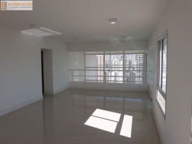 Cobertura com 4 Quartos para Alugar, 404 m² em Chácara Klabin  - São Paulo