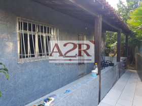 Casa com 2 Quartos à Venda, 295 m² em Angra Dos Reis