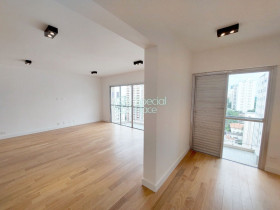 Apartamento com 4 Quartos à Venda, 350 m² em Brooklin - São Paulo