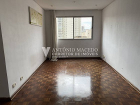 Apartamento com 2 Quartos à Venda, 74 m² em Aclimação - São Paulo