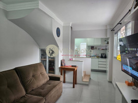 Apartamento com 2 Quartos à Venda, 70 m² em Embare - Santos