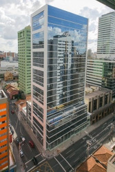 Sala Comercial à Venda, 44 m² em Batel - Curitiba