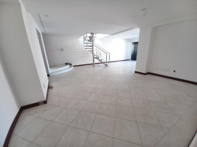 Apartamento com 5 Quartos à Venda, 530 m² em Pituba - Salvador