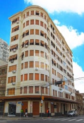 Apartamento com 2 Quartos à Venda, 86 m² em Floresta - Porto Alegre