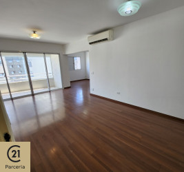 Apartamento com 3 Quartos para Alugar, 110 m² em Moema - São Paulo