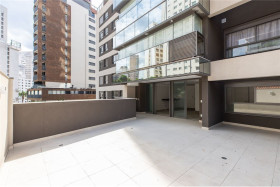 Apartamento com 2 Quartos à Venda, 117 m² em Vila Nova Conceição - São Paulo