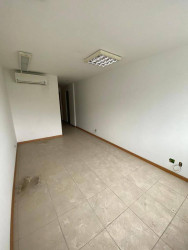 Sala Comercial à Venda, 25 m² em Pechincha - Rio De Janeiro