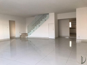 Apartamento com 3 Quartos à Venda, 306 m² em Boqueirão - Santos