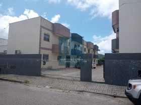 Apartamento com 2 Quartos à Venda, 50 m² em Ingleses Do Rio Vermelho - Florianópolis