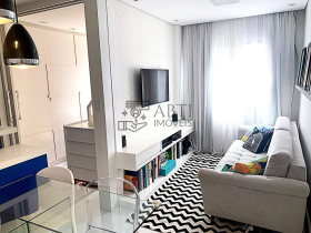 Apartamento com 2 Quartos à Venda, 45 m² em Moema - São Paulo