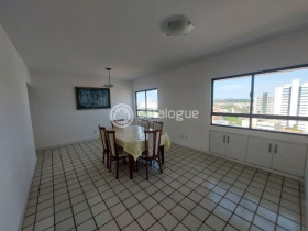 Apartamento com 3 Quartos à Venda, 186 m² em Candelária - Natal