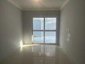 Apartamento com 3 Quartos à Venda, 175 m² em Tombo - Guarujá