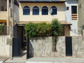 Casa com 4 Quartos à Venda, 250 m² em Atalaia - Aracaju