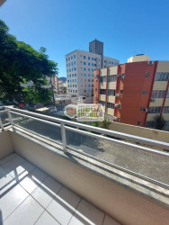 Apartamento com 3 Quartos à Venda, 80 m² em Carvoeira - Florianópolis