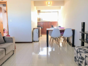 Apartamento com 2 Quartos à Venda, 60 m² em Jardim Maria Izabel - Marília