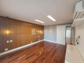 Apartamento com 3 Quartos para Alugar, 268 m² em Chácara Klabin  - São Paulo