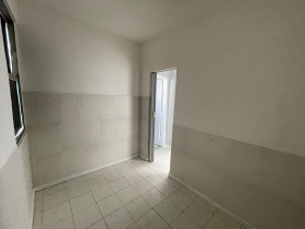 Apartamento com 2 Quartos à Venda, 70 m² em Boca Do Rio - Salvador