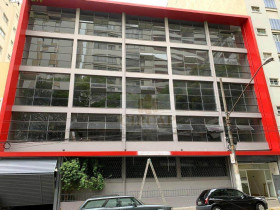 Edifício Residencial para Alugar, 2.600 m² em Parque Santa Cecília - São Paulo