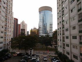 Apartamento com 2 Quartos para Alugar,  em Itaim Bibi - São Paulo
