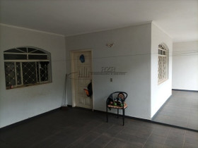 Casa com 3 Quartos à Venda, 137 m² em Parque Orlando Rosatti 2 - Luís Antônio