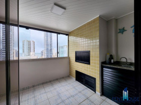 Apartamento com 2 Quartos à Venda, 113 m² em Centro - Balneário Camboriú