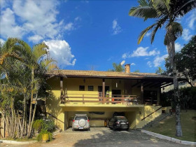 Casa de Condomínio com 4 Quartos à Venda, 591 m² em Chácara Dos Junqueiras - Carapicuíba