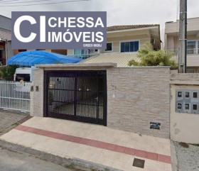 Casa com 3 Quartos à Venda, 150 m² em Santa Regina - Camboriú