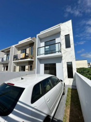Casa com 2 Quartos à Venda, 82 m² em Ingleses Do Rio Vermelho - Florianópolis