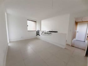 Apartamento com 2 Quartos à Venda, 67 m² em Maria Paula - São Gonçalo